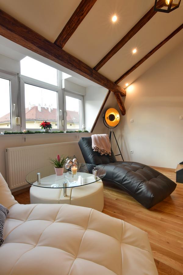Libertas Zagreb Centre View Apartment Luaran gambar